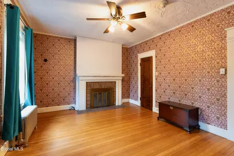 Bedroom - 6 Morris Ave, Schenectady, NY 12308 photo 1 of 5