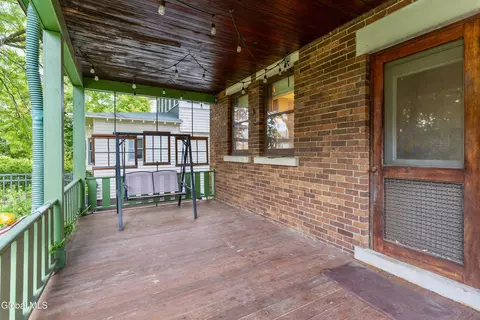 Exterior - 6 Morris Ave, Schenectady, NY 12308 photo 6 of 10
