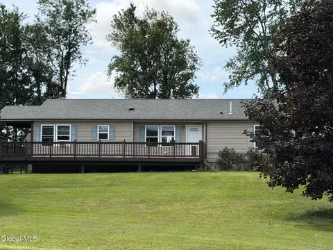 2802 County Highway 107, Broadalbin, NY 12025