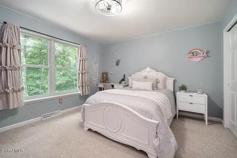 Bedroom - 40 Willow Dr, Delmar, NY 12054 photo 3 of 8