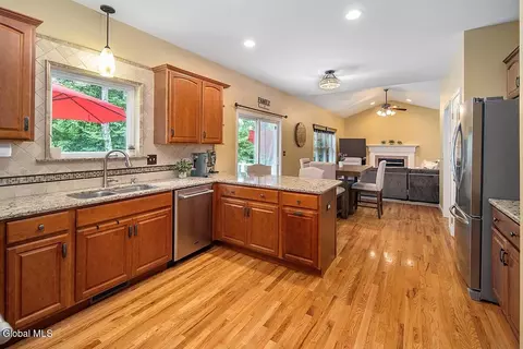 Kitchen - 40 Willow Dr, Delmar, NY 12054 photo 3 of 3
