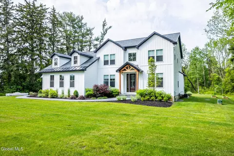 7099 Chandler Rd, Altamont, NY 12009