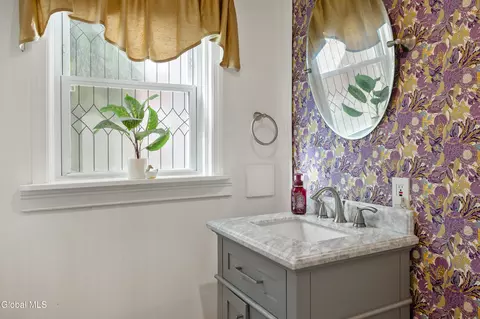 Bath - 1230 Chrisler Ave, Schenectady, NY 12303 photo 3 of 3