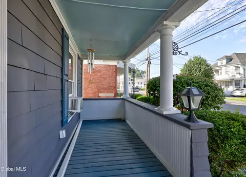 Exterior - 1230 Chrisler Ave, Schenectady, NY 12303 photo 2 of 8
