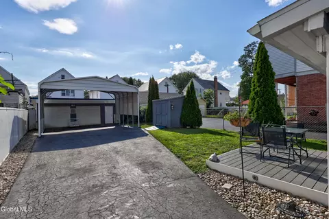 Exterior - 1230 Chrisler Ave, Schenectady, NY 12303 photo 7 of 8