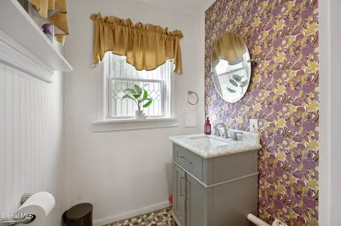 Bath - 1230 Chrisler Ave, Schenectady, NY 12303 photo 2 of 3