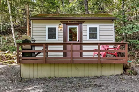 1495 River Rd, Warrensburg, NY 12885