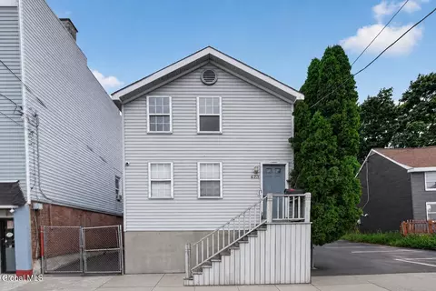 473 Washington Ave, Albany, NY 12206