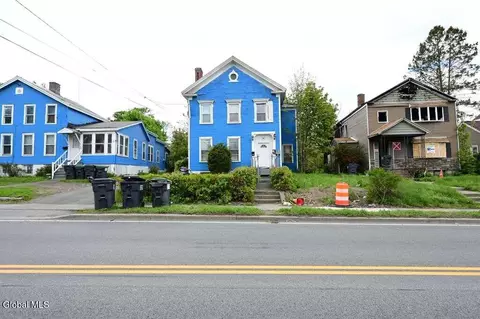 70 Saratoga Ave, Waterford, NY 12188