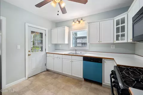 Kitchen - 132 Lark St, Cobleskill, NY 12043 photo 3 of 4