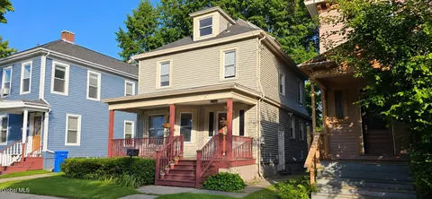 97 N Allen St, Albany, NY 12203