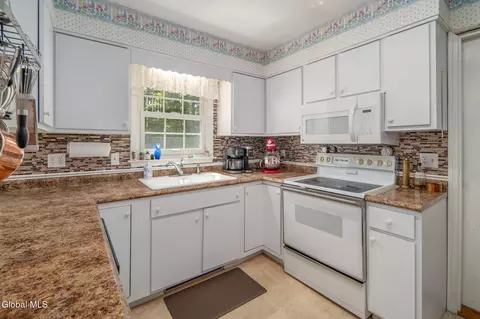 Kitchen - 111 Timber Ln, Cobleskill, NY 12043 photo 2 of 4