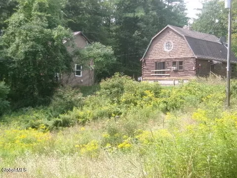 Exterior - 271 Hickey Rd, Hampton, NY 12837 photo 16 of 20