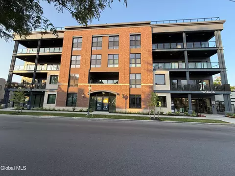 78 Church St #304, Saratoga Springs, NY 12866