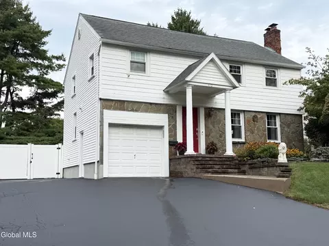 40 Glynn St, Albany, NY 12203