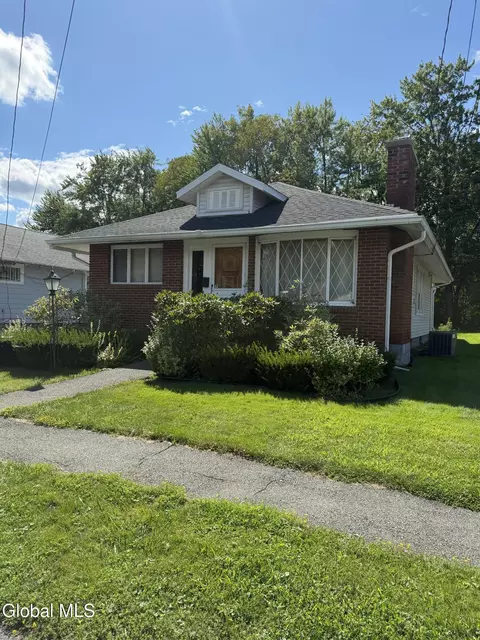 111 Berkley Ave, Cohoes, NY 12047