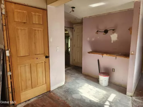 Entry Way - 125 Maple St, Corinth, NY 12822 photo 1 of 8