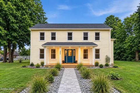 295 W Sand Lake Rd, Wynantskill, NY 12198