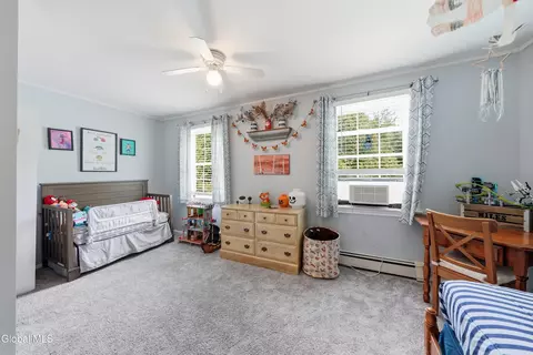 Bedroom - 233 Elm Ave E, Selkirk, NY 12158 photo 5 of 5