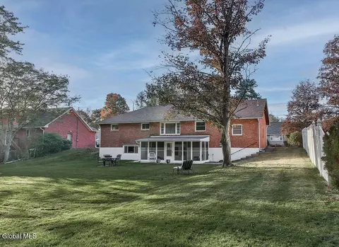 Exterior - 222 Marshall Ave, Schenectady, NY 12304 photo 3 of 7