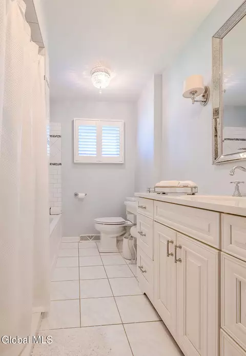Bath - 222 Marshall Ave, Schenectady, NY 12304 photo 2 of 7