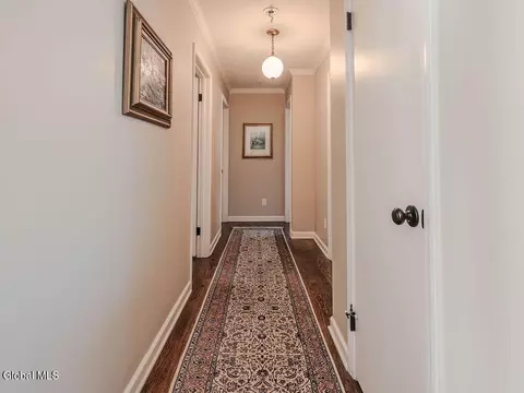 Entry Way - 222 Marshall Ave, Schenectady, NY 12304 photo 3 of 5