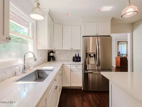 Kitchen - 222 Marshall Ave, Schenectady, NY 12304 photo 5 of 8