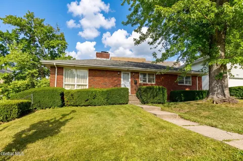 1 Crown Ter, Albany, NY 12209