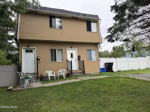 124 Mann Ave, Troy, NY 12180