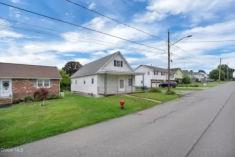 View/Area - 1207 Cullen Ave, Schenectady, NY 12309 photo 1 of 1