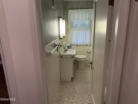 Bath - 1300 Mcclellan St, Schenectady, NY 12309 photo 2 of 2