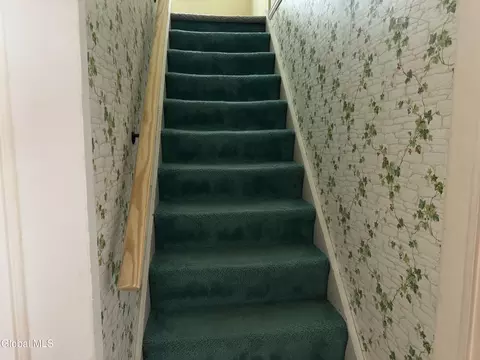 Entry Way - 1300 Mcclellan St, Schenectady, NY 12309 photo 1 of 1