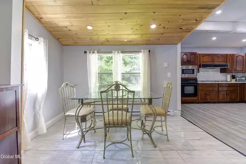 Dining - 1007 County Route 10, Corinth, NY 12822 photo 2 of 3