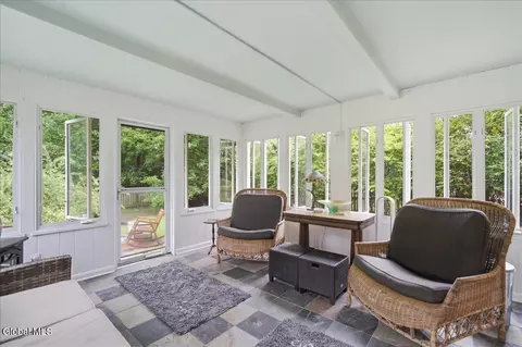 Exterior - 7 Eberle Rd, Latham, NY 12110 photo 10 of 10