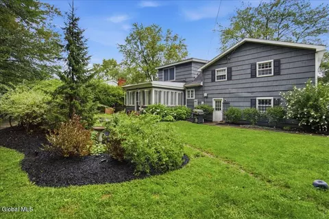 Exterior - 7 Eberle Rd, Latham, NY 12110 photo 5 of 10
