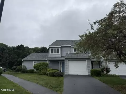 45 Preakness Way, Saratoga Springs, NY 12866