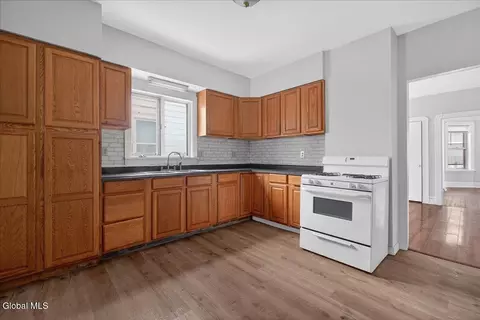 Other - 103 Porter St, Schenectady, NY 12308 photo 5 of 11