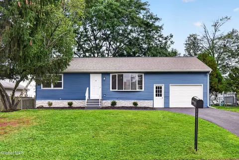 20 Lawrence Ave, Latham, NY 12110
