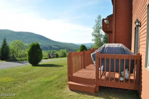 29 Summit Rdg #29 L, North Creek, NY 12853