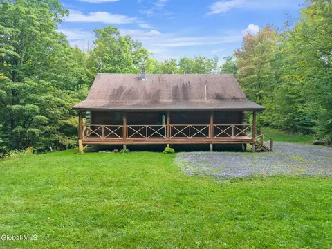 113 Last Chance Ln, Richmondville, NY 12149