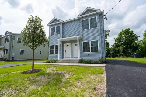559 Summit Ave, Schenectady, NY 12307