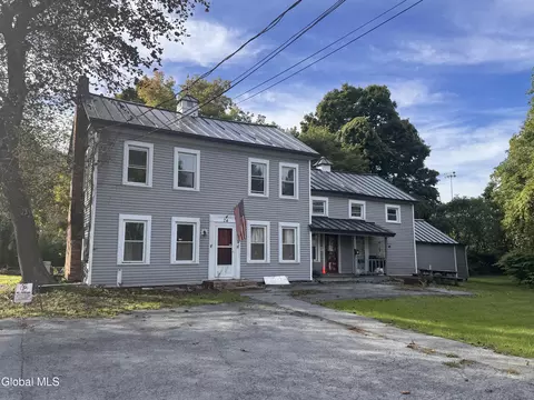74 Amherst St, Lake George, NY 12845