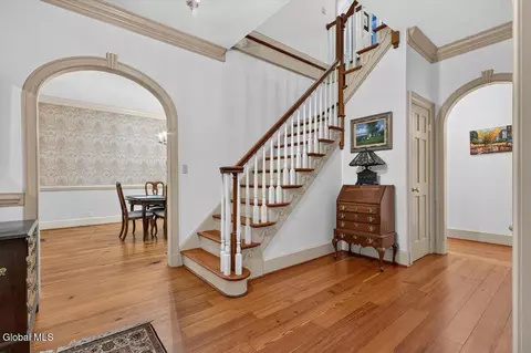 Entry Way - 45 Tabor Rd, Halfmoon, NY 12118 photo 3 of 9