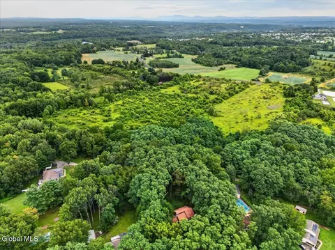 View/Area - 45 Tabor Rd, Halfmoon, NY 12118 photo 2 of 7