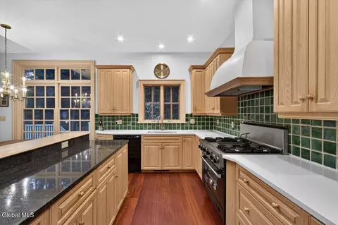Kitchen - 45 Tabor Rd, Halfmoon, NY 12118 photo 5 of 6