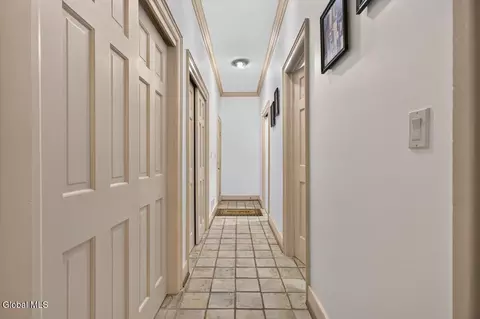 Entry Way - 45 Tabor Rd, Halfmoon, NY 12118 photo 6 of 9