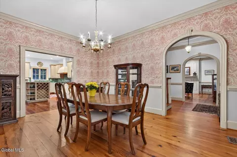 Dining - 45 Tabor Rd, Halfmoon, NY 12118 photo 2 of 8