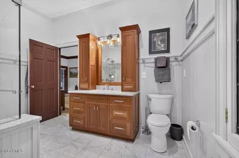 Bath - 45 Tabor Rd, Halfmoon, NY 12118 photo 4 of 8