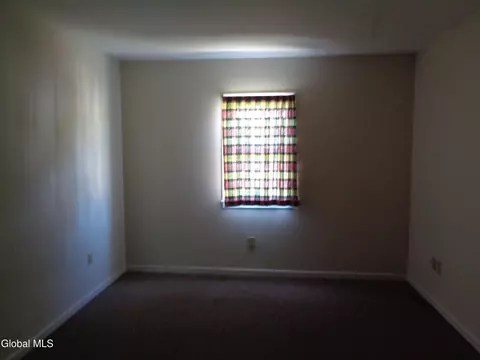 Bedroom - 751 Spring St, Schenectady, NY 12303 photo 2 of 4