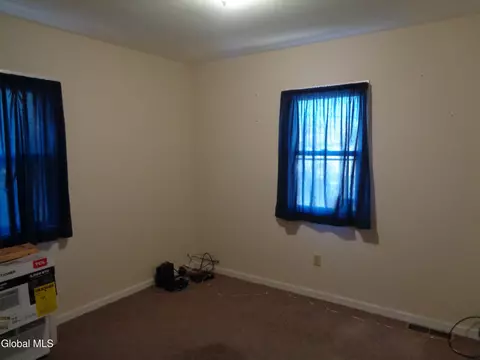 Bedroom - 751 Spring St, Schenectady, NY 12303 photo 4 of 4